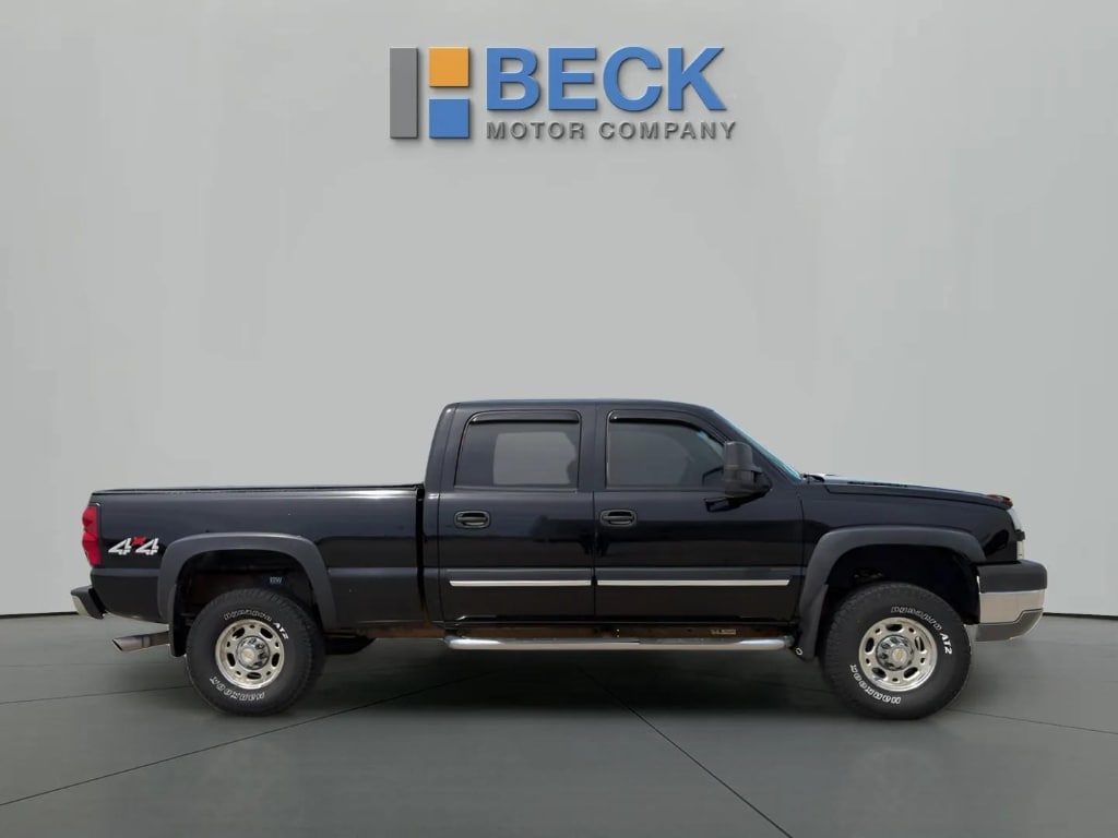 Used 2004 Chevrolet Silverado 2500HD LS with VIN 1GCHK23U34F256904 for sale in Pierre, SD