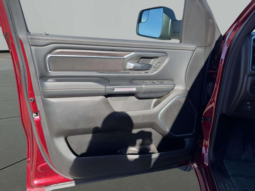 2025 RAM Ram 1500 Pickup Laramie - Photo 33