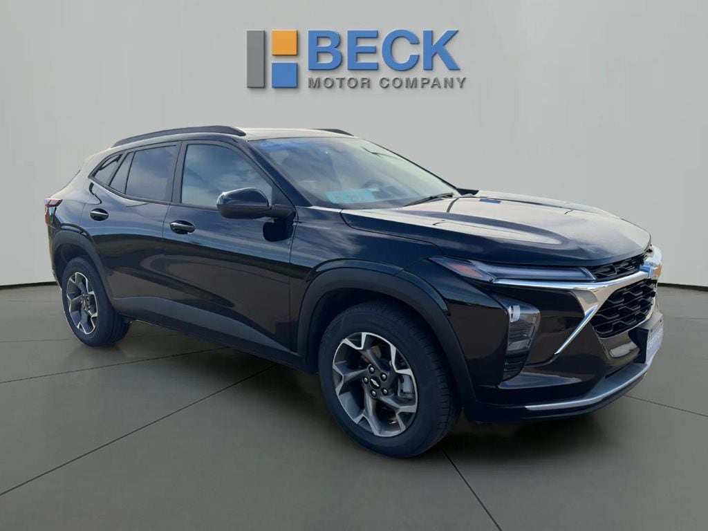 2024 Chevrolet Trax LT's photo