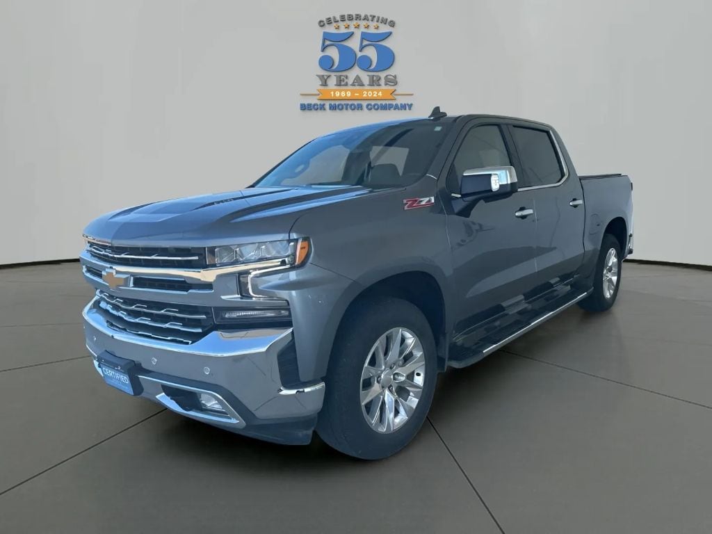 Used 2021 Chevrolet Silverado 1500 LTZ with VIN 1GCUYGELXMZ389060 for sale in Pierre, SD