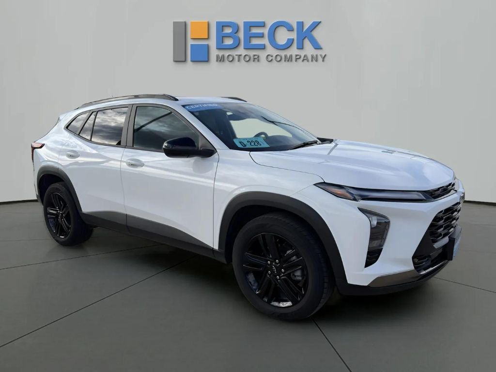 2025 Chevrolet Trax Activ's photo