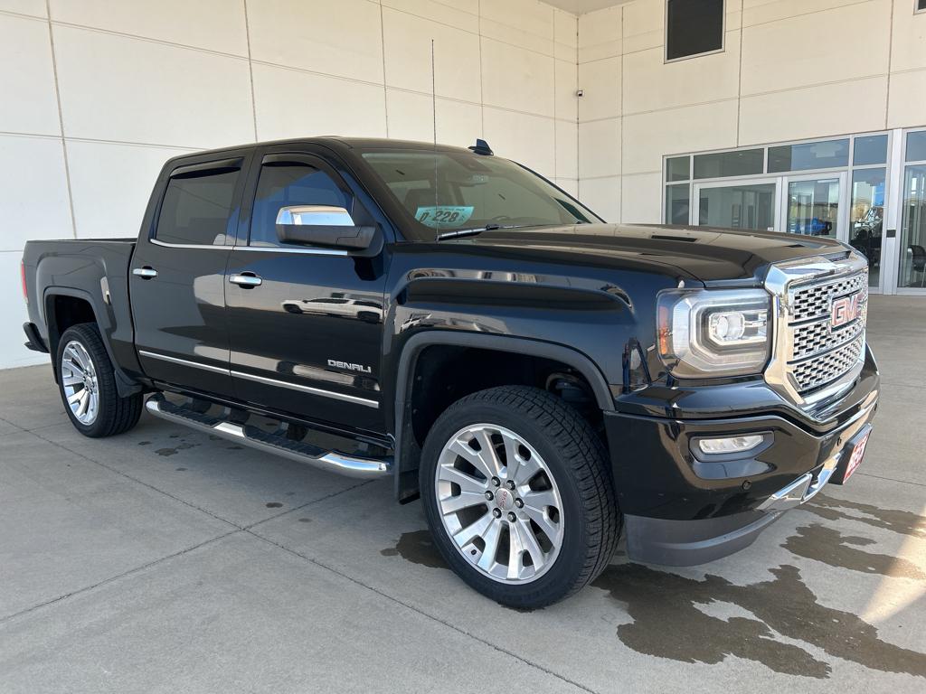 Used 2016 GMC Sierra 1500 Denali Denali with VIN 3GTU2PEC5GG337583 for sale in Pierre, SD