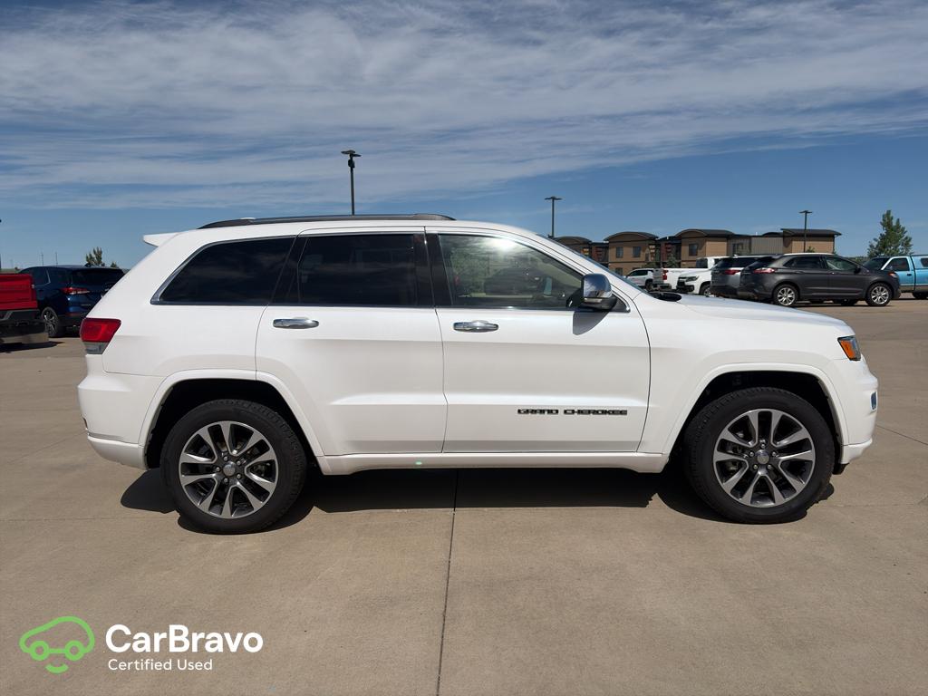 2018 Jeep Grand Cherokee Overland 4WD's photo