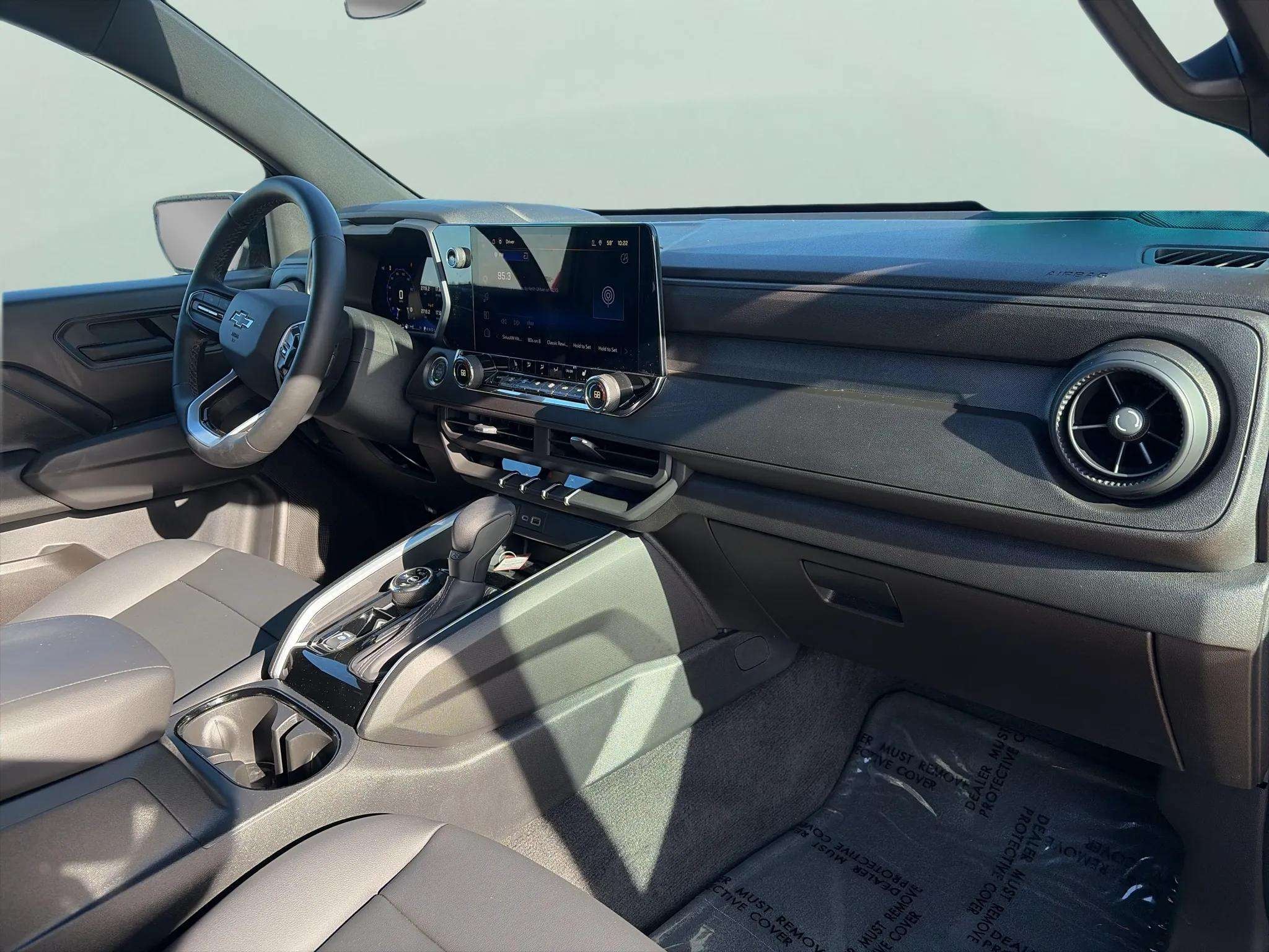 2026 Chevrolet Colorado Trail Boss - Photo 10