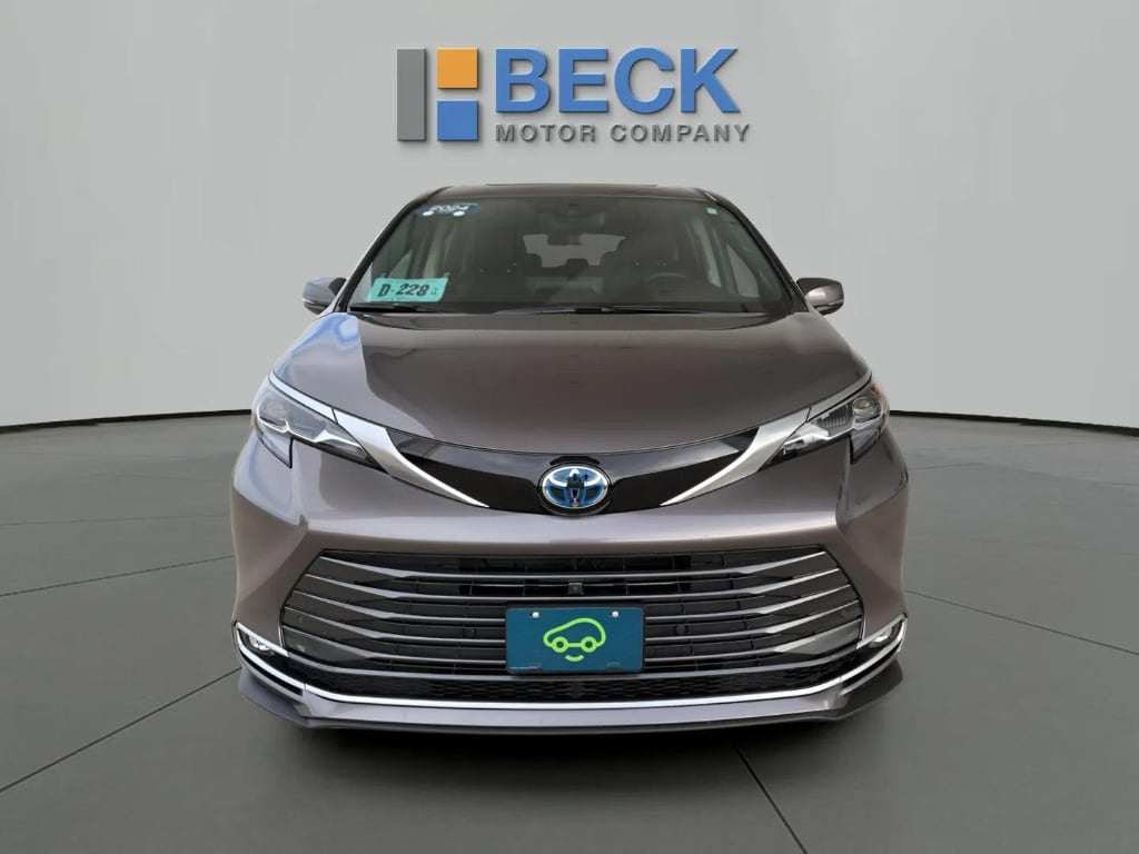 Used 2024 Toyota Sienna Platinum Van Passenger Van