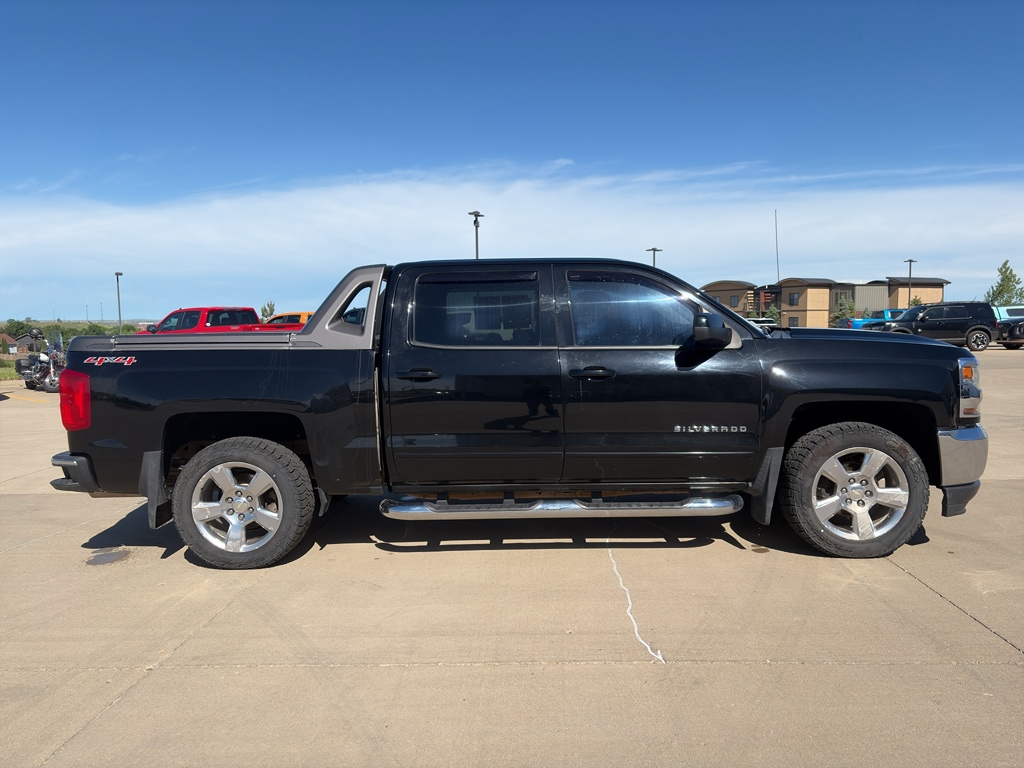 2017 Chevrolet Silverado 1500 LT 4X4 Crew Cab Standard Box's photo
