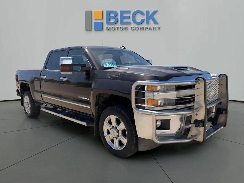 2019 Chevrolet Silverado HD LTZ 4WD Crew Cab Standard Box's photo