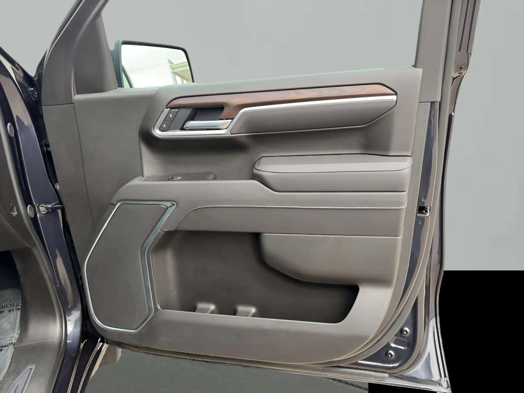 2026 GMC Sierra 1500 SLT - Photo 15