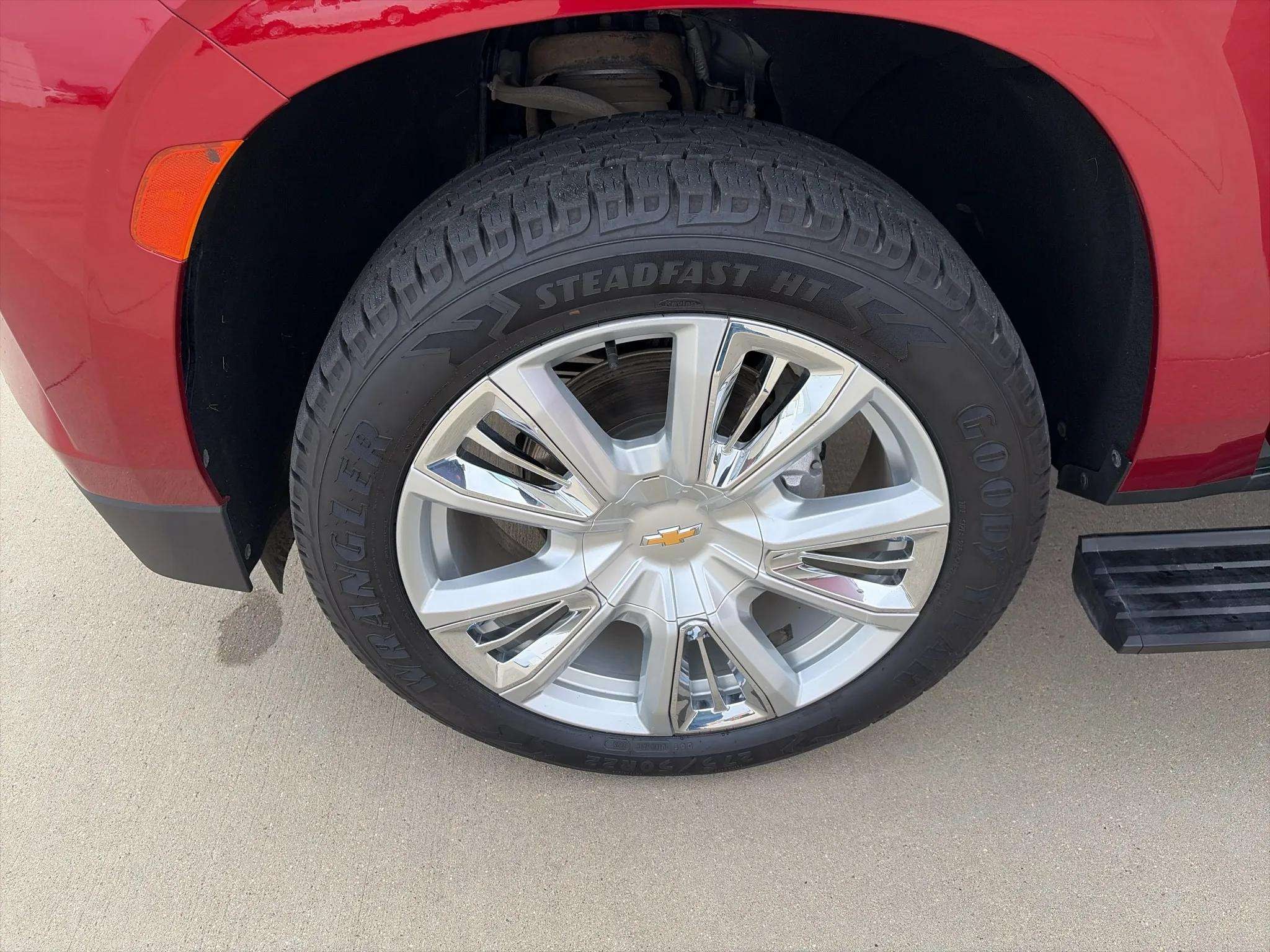 2024 Chevrolet Suburban High Country - Photo 37