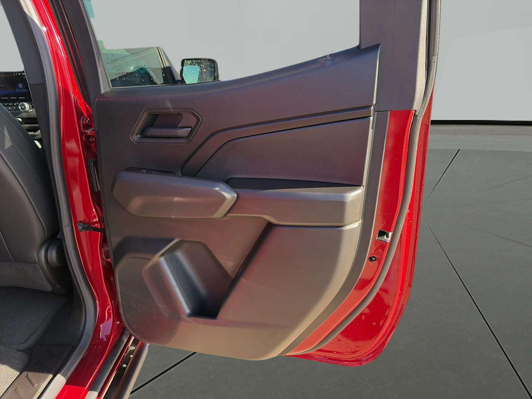 2026 Chevrolet Colorado Trail Boss - Photo 13