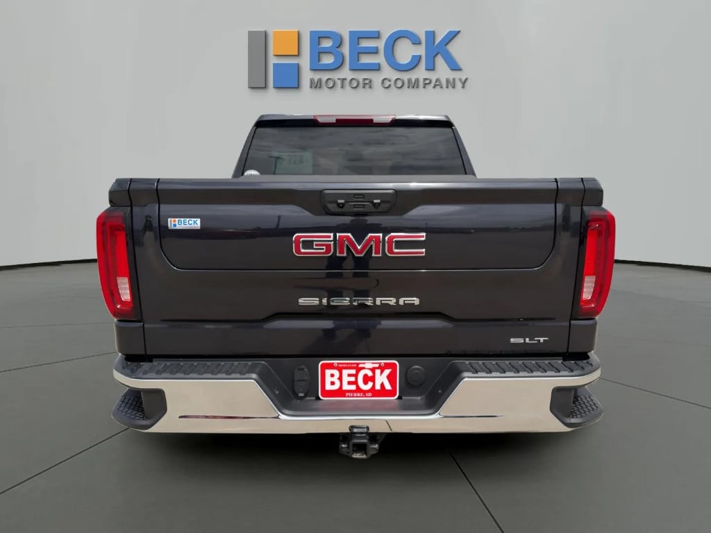 2026 GMC Sierra 1500 SLT - Photo 7
