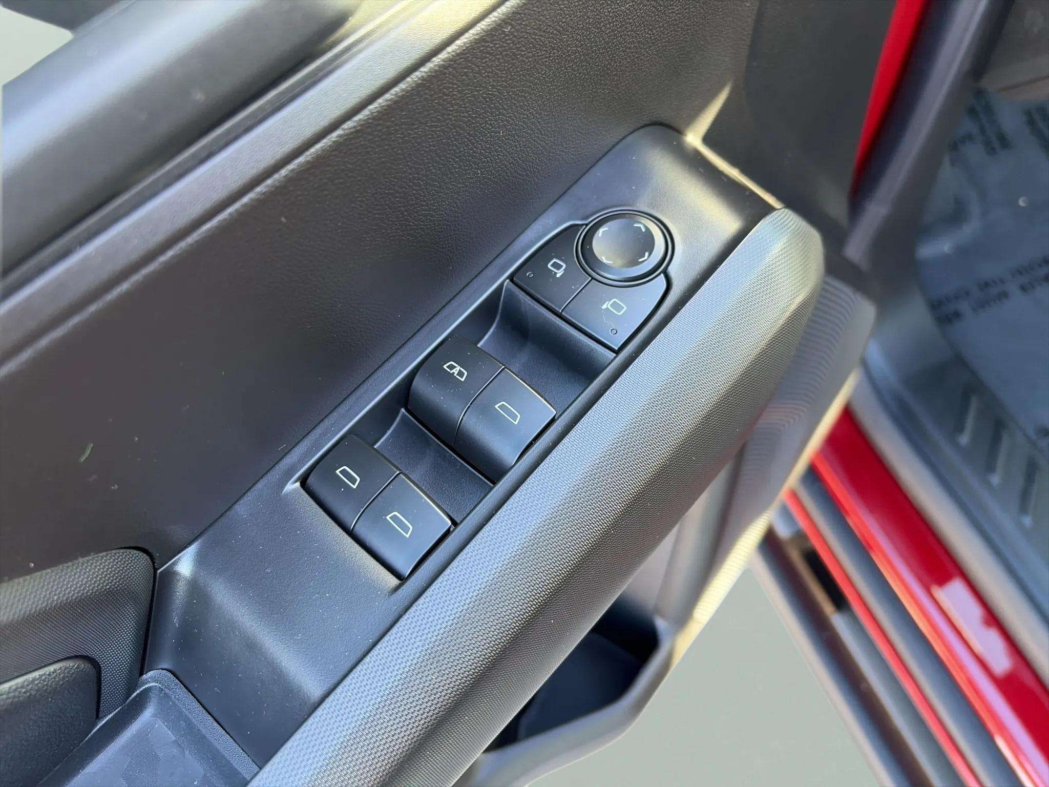 2026 Chevrolet Colorado Trail Boss - Photo 30