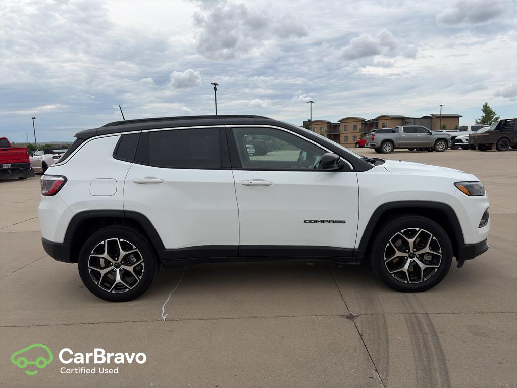 2025 Jeep Compass Limited 4X4's photo