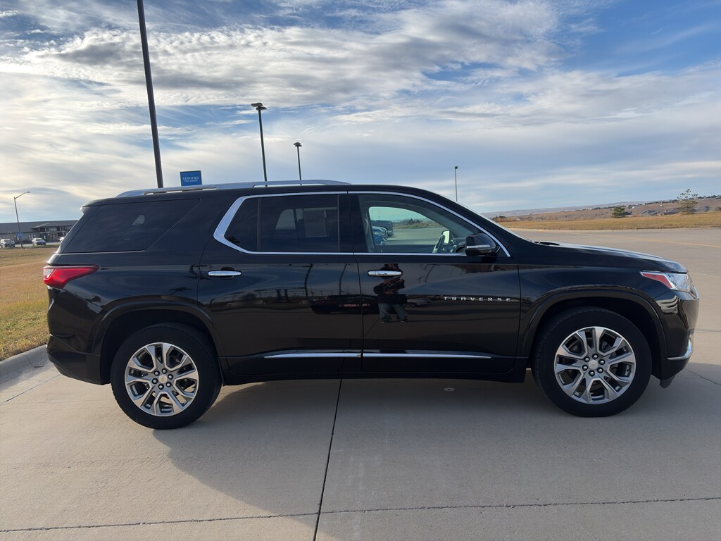 Used 2019 Chevrolet Traverse Premier SUV
