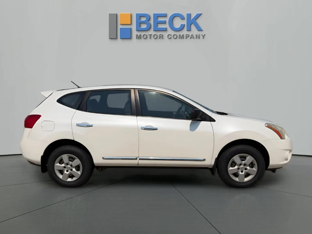 Used 2011 Nissan Rogue S with VIN JN8AS5MV8BW312699 for sale in Pierre, SD
