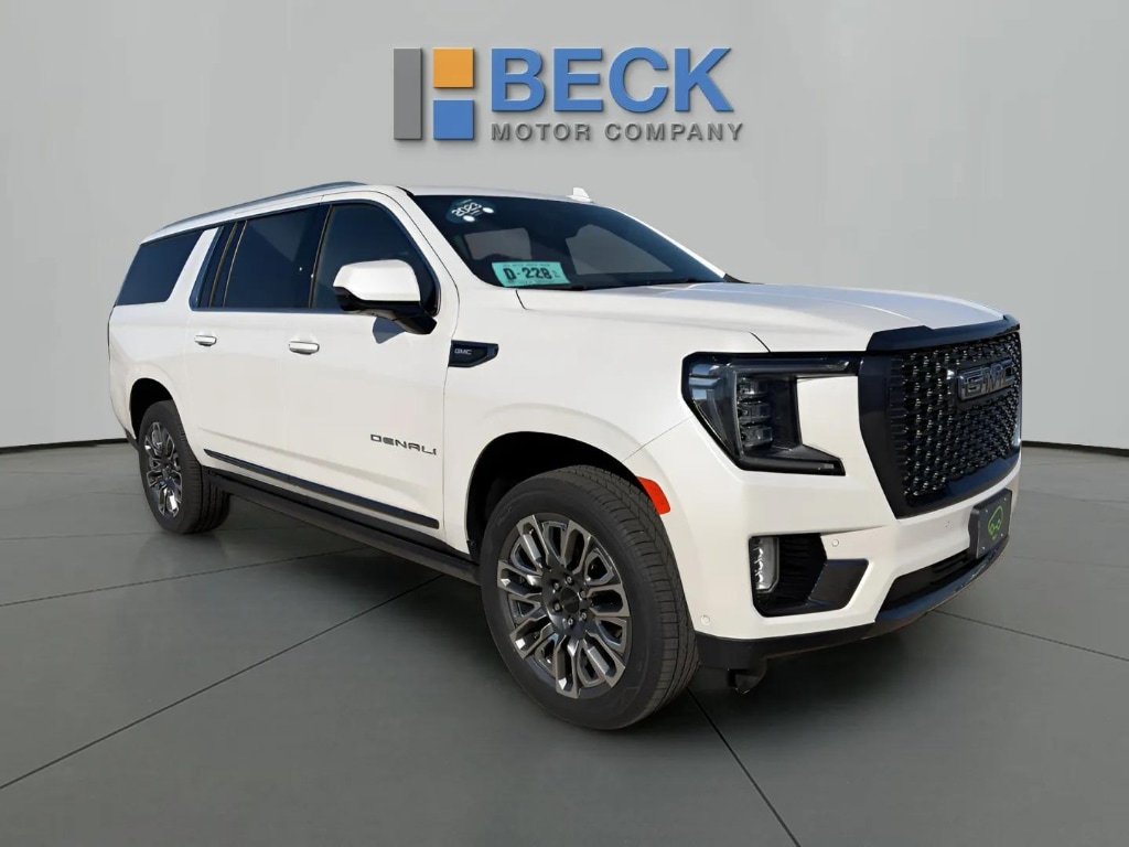 2023 GMC Yukon Denali Ultimate's photo
