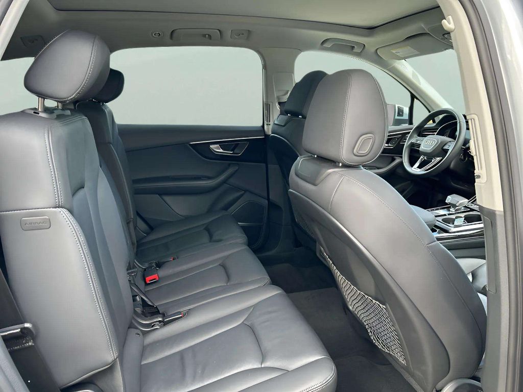 2024 Audi Q7 Premium Plus - Photo 15