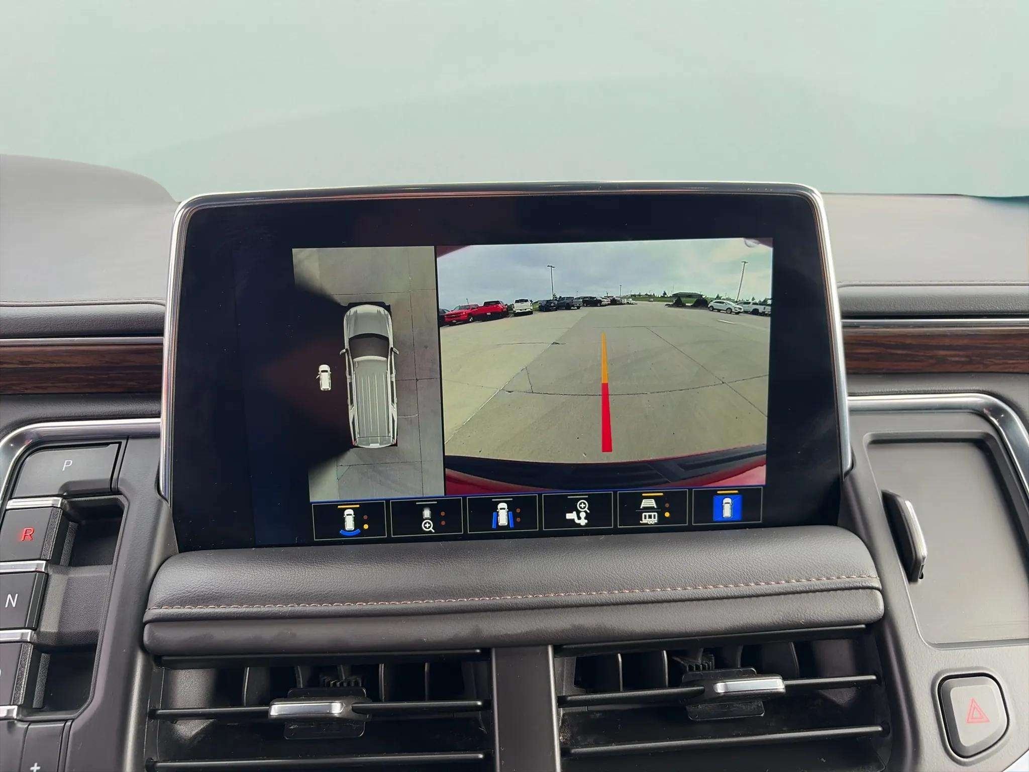 2024 Chevrolet Suburban High Country - Photo 34