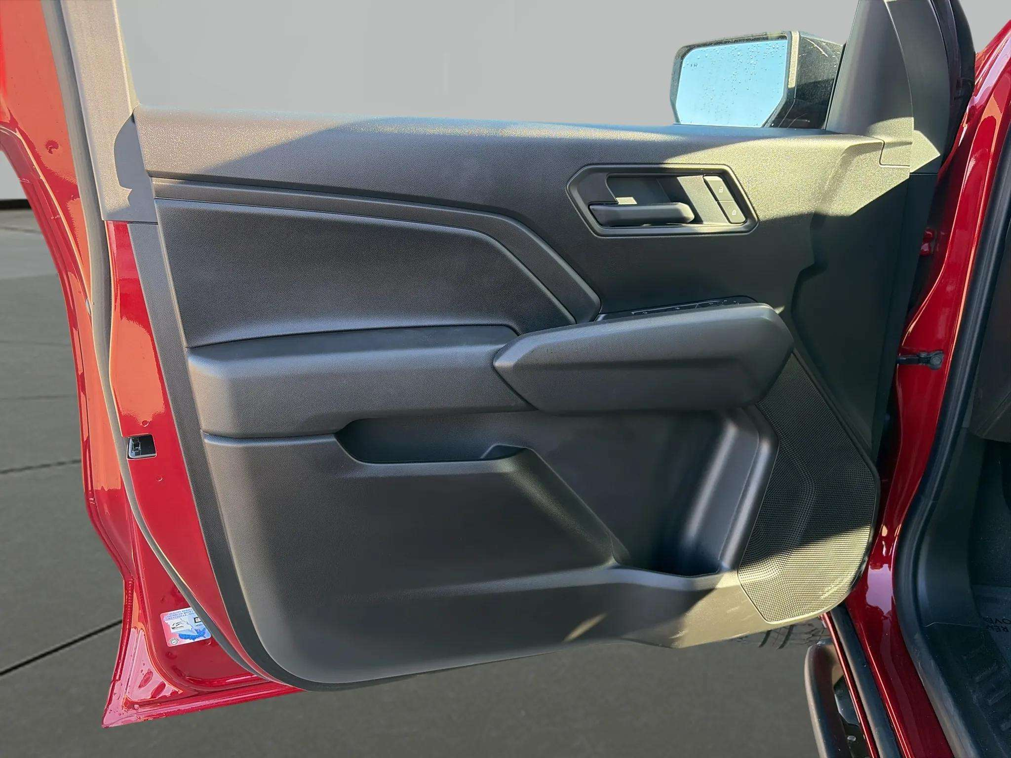 2026 Chevrolet Colorado Trail Boss - Photo 29