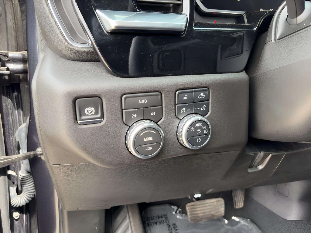 2026 GMC Sierra 1500 SLT - Photo 23