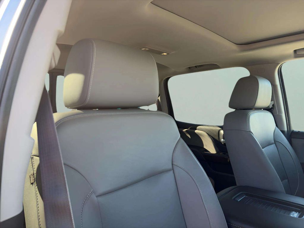 2017 GMC Sierra 1500 SLT - Photo 11
