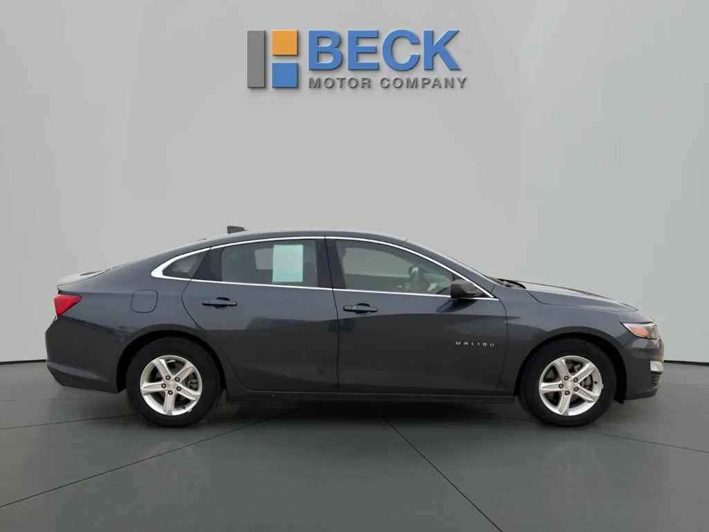 Used 2021 Chevrolet Malibu 1LS with VIN 1G1ZB5ST6MF048474 for sale in Pierre, SD