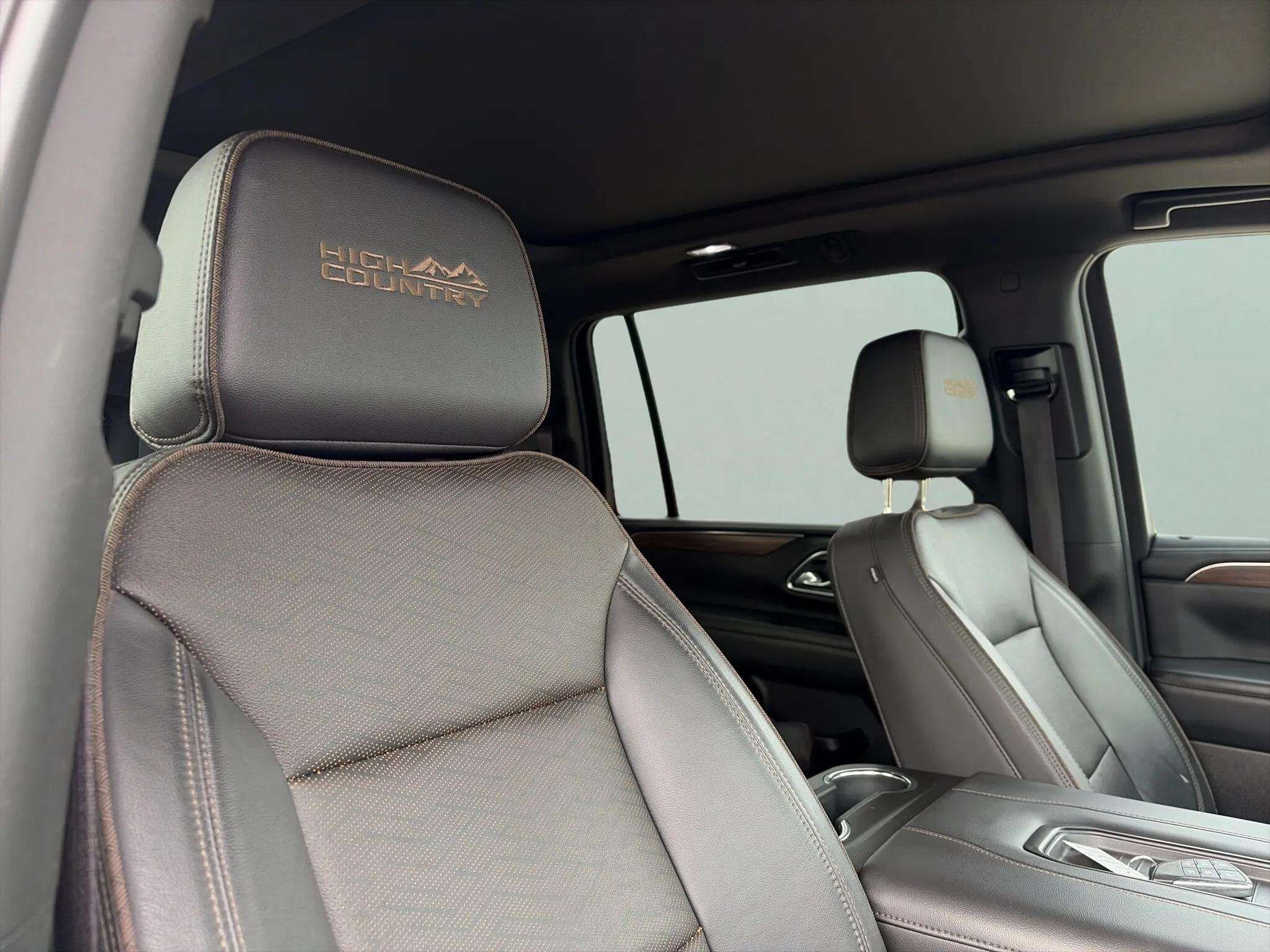 2024 Chevrolet Suburban High Country - Photo 13