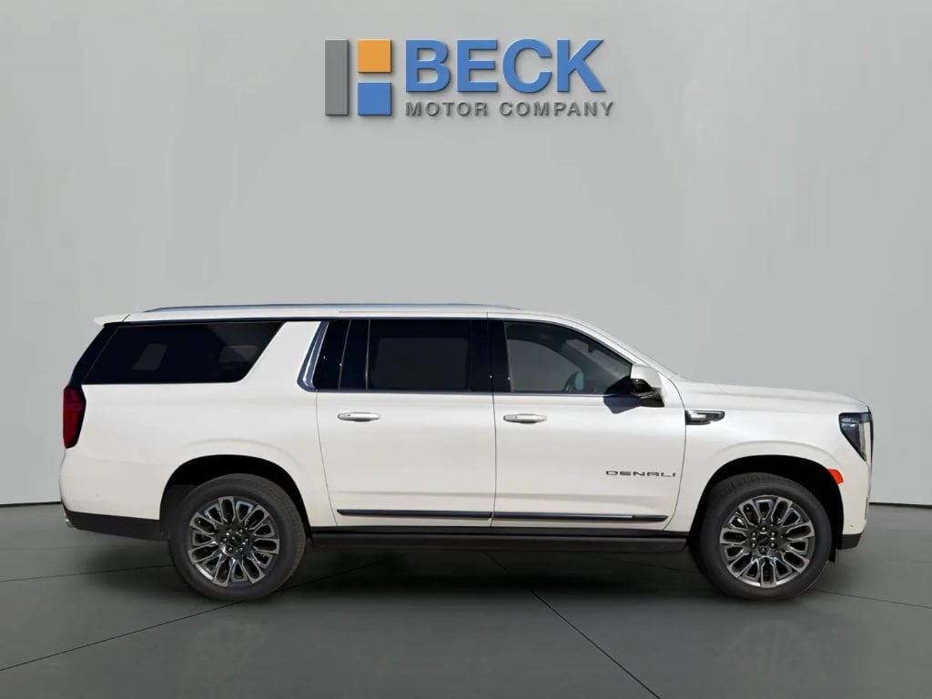 2023 GMC Yukon Denali Ultimate's photo