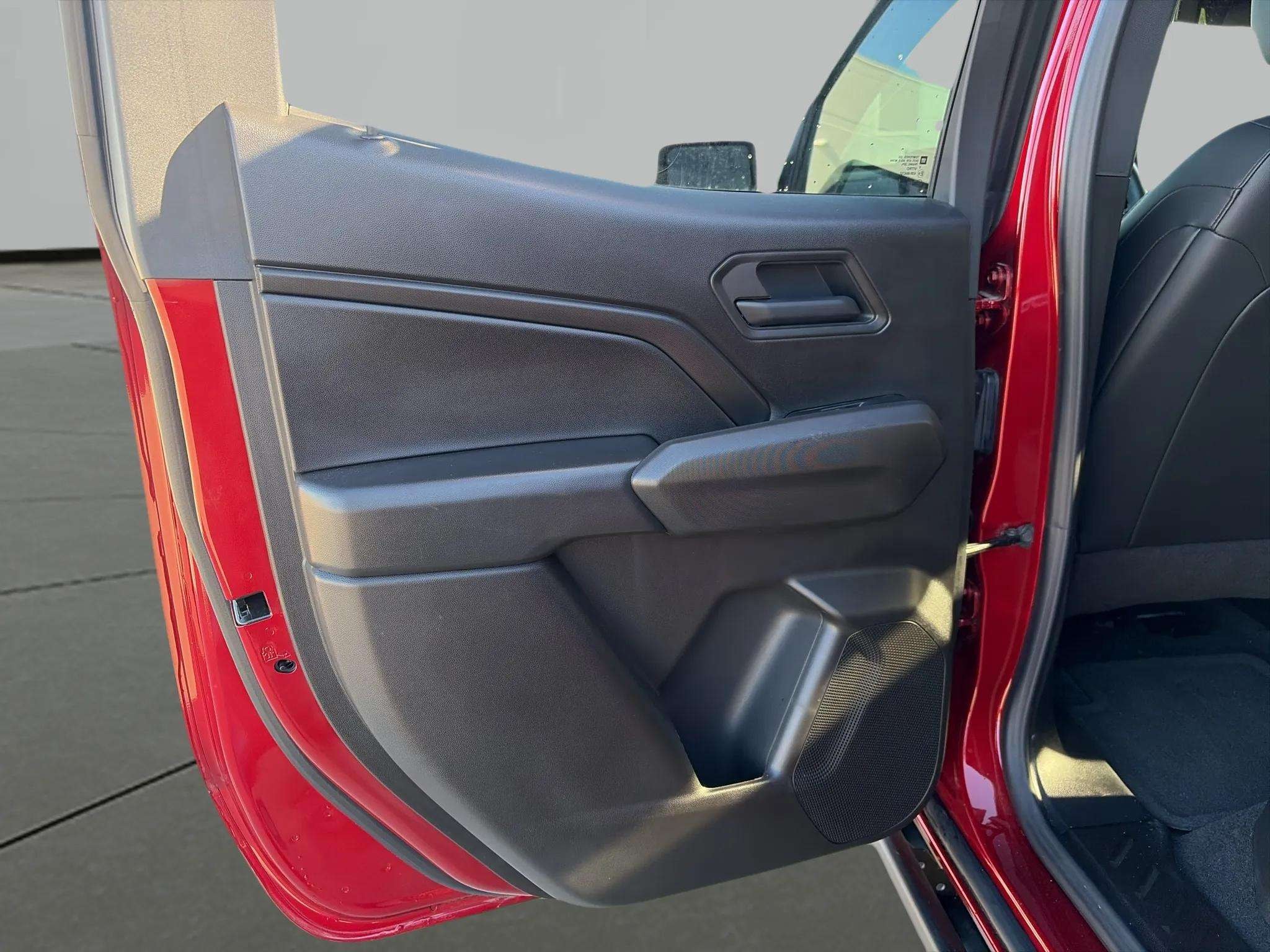 2026 Chevrolet Colorado Trail Boss - Photo 15