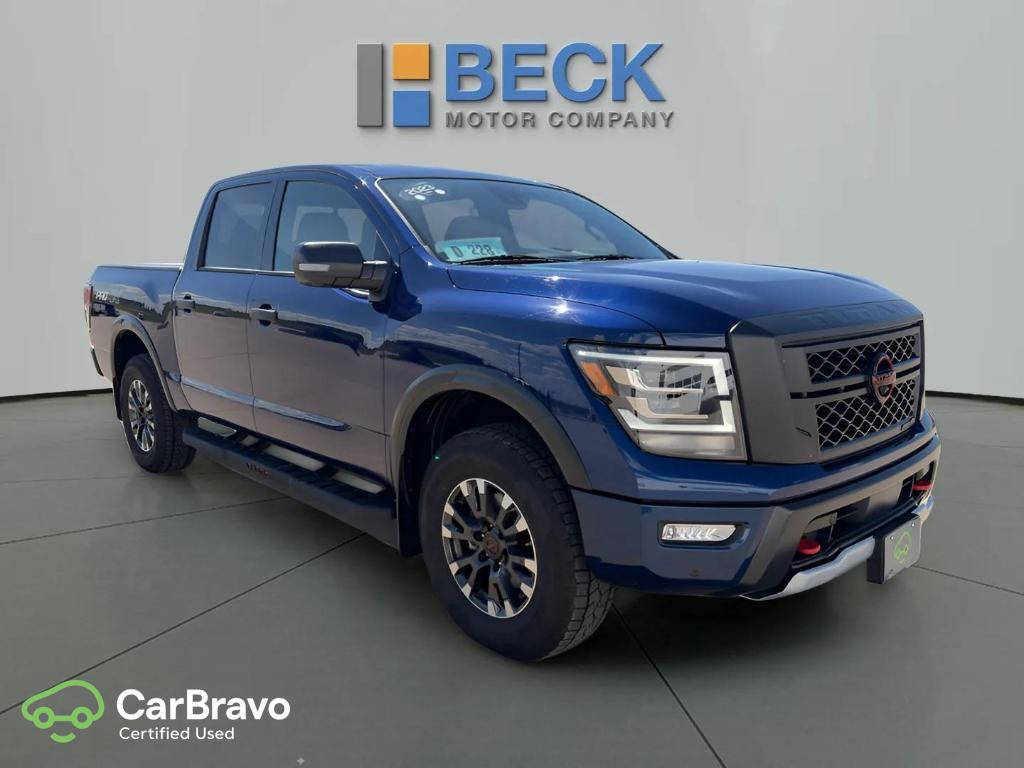 2023 Nissan Titan PRO-4X 4X4 Crew Cab's photo