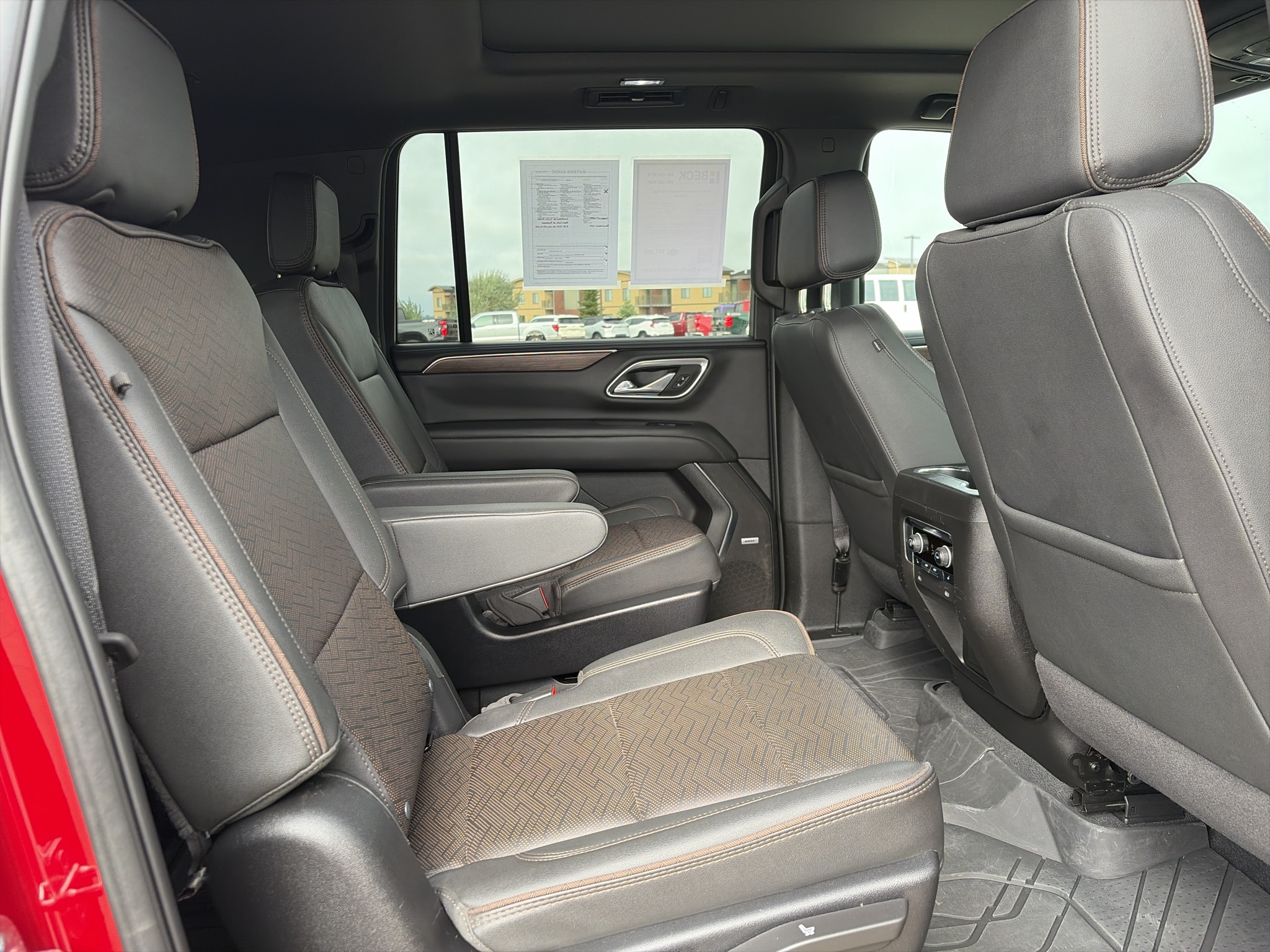 2024 Chevrolet Suburban High Country - Photo 16