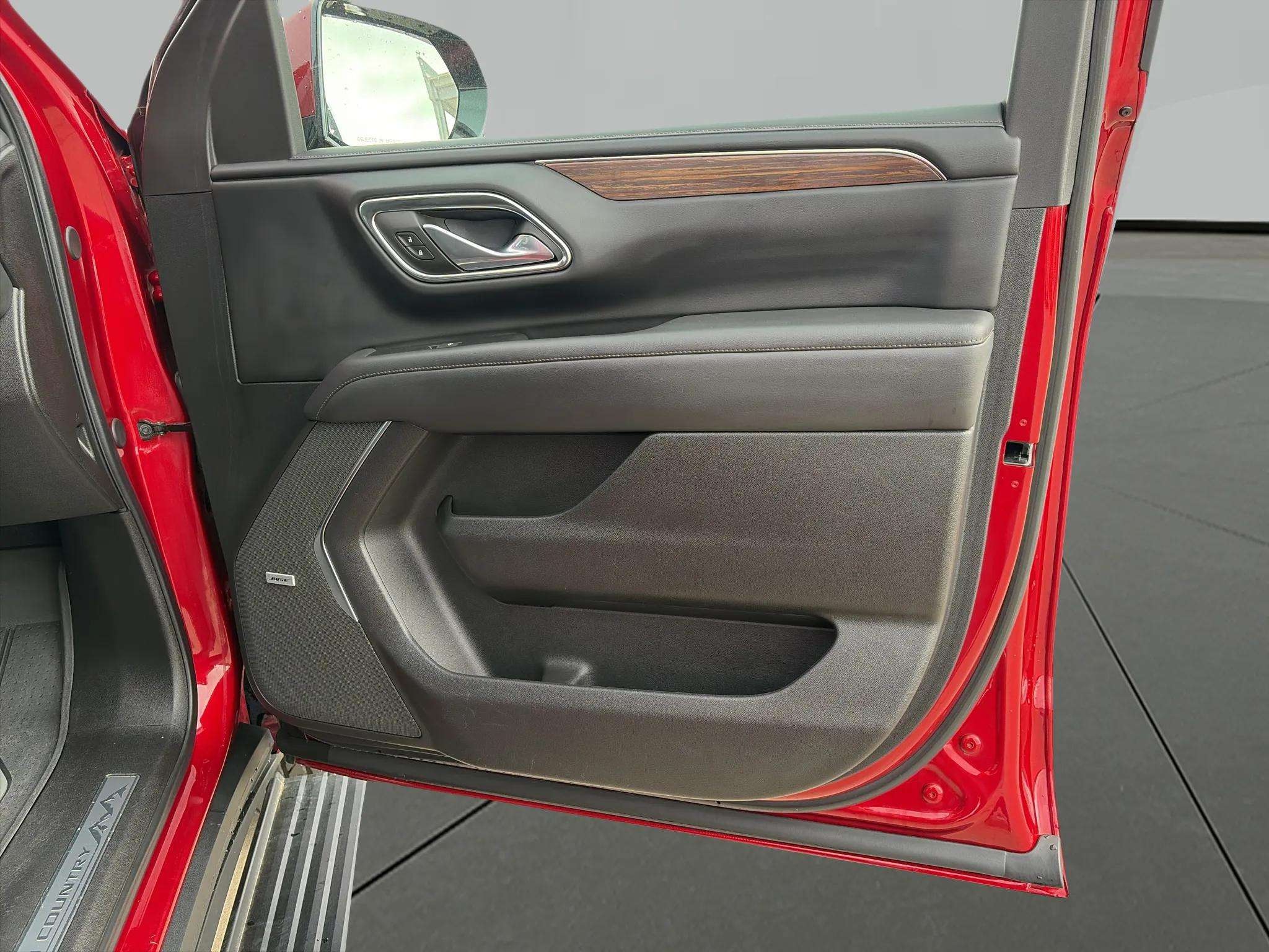 2024 Chevrolet Suburban High Country - Photo 16