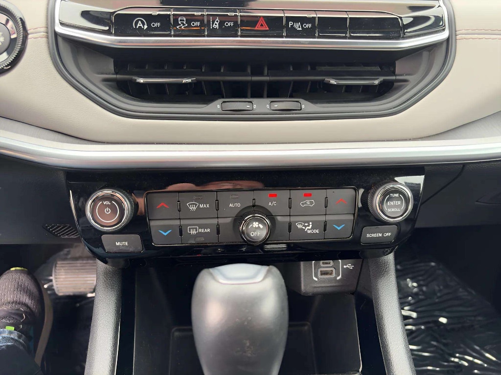 2025 Jeep Compass Limited - Photo 26