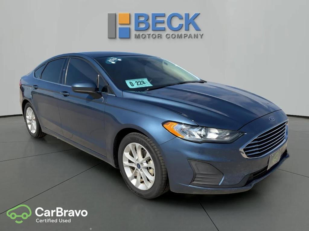 2019 Ford Fusion SE FWD's photo