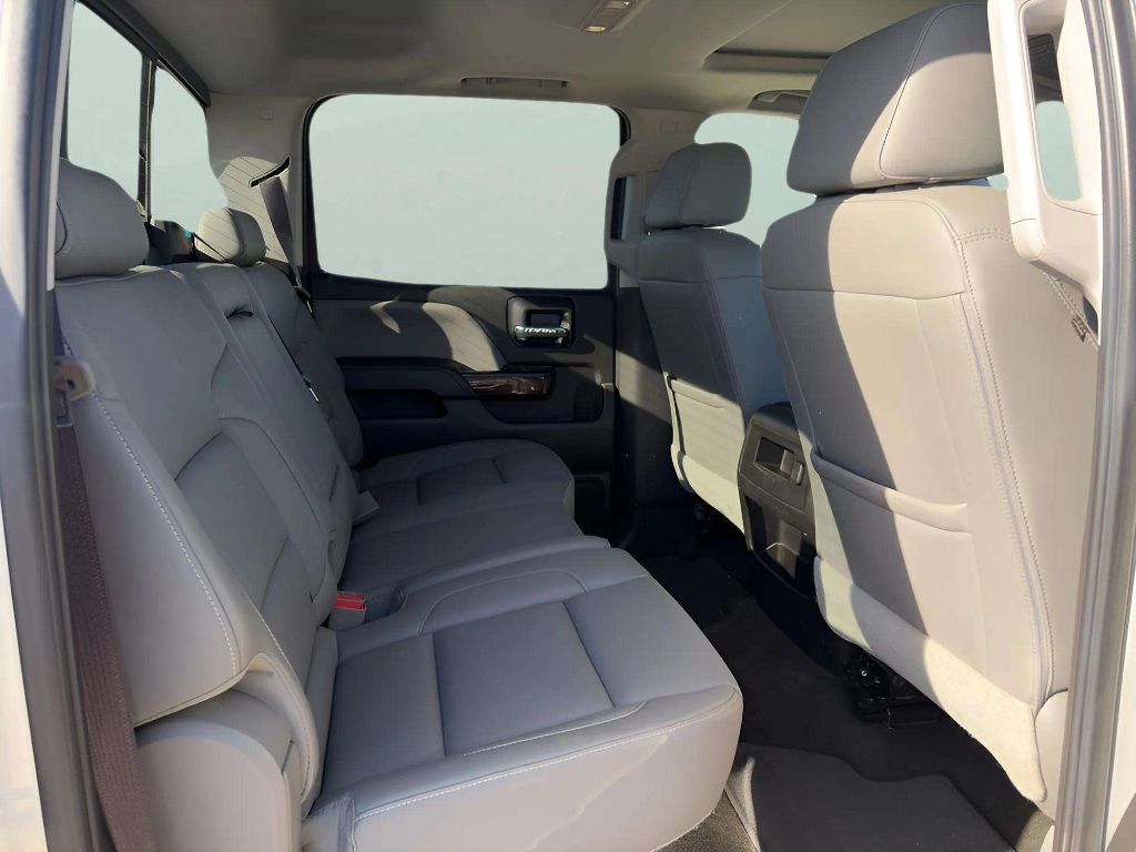 2017 GMC Sierra 1500 SLT - Photo 15
