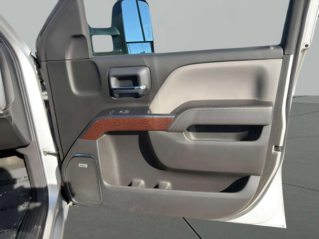 2017 GMC Sierra 1500 SLT - Photo 14