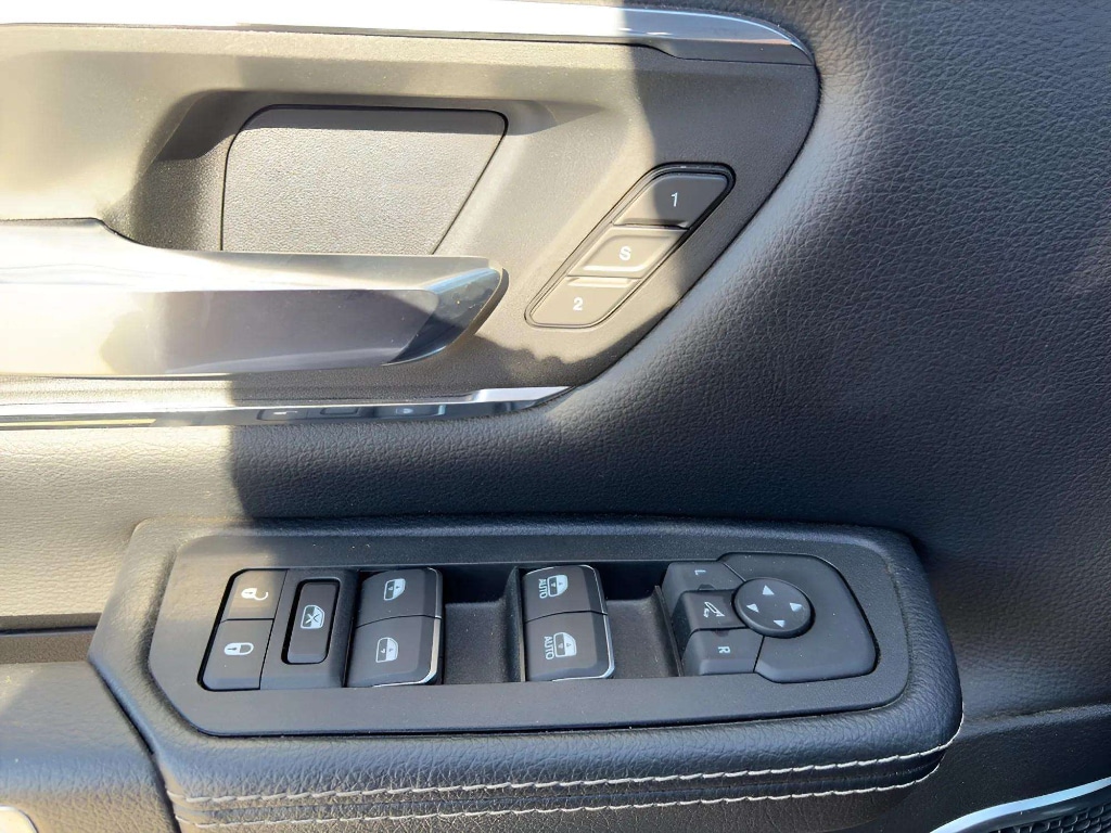 2025 RAM Ram 1500 Pickup Laramie - Photo 35