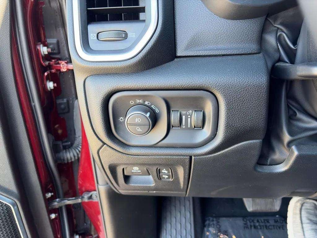 2025 RAM Ram 1500 Pickup Laramie - Photo 23