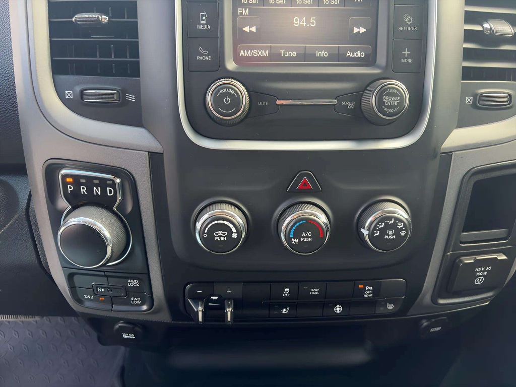 2023 RAM Ram 1500 Classic Express - Photo 26
