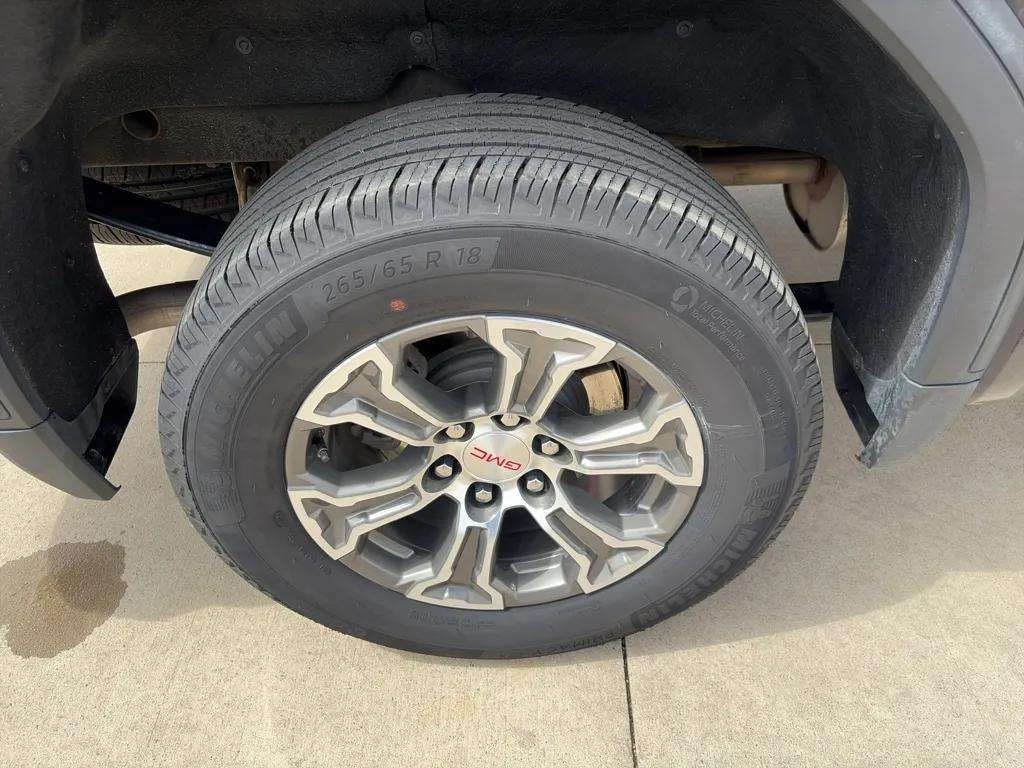 2026 GMC Sierra 1500 SLT - Photo 36
