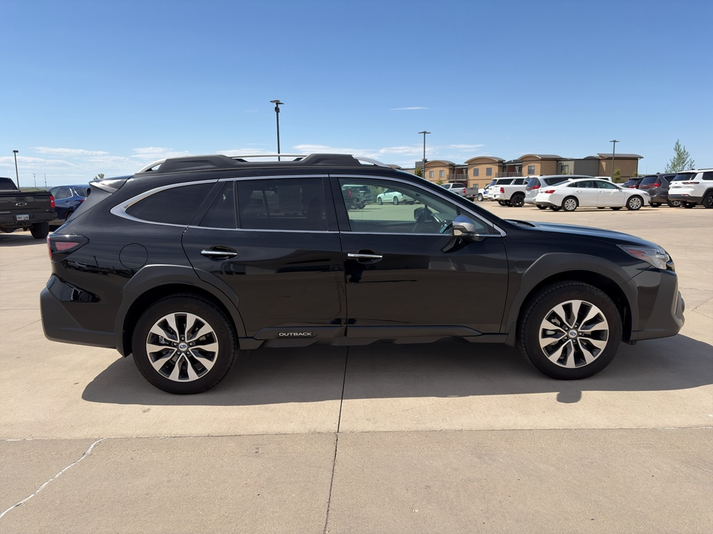 2025 Subaru Outback Touring XT's photo