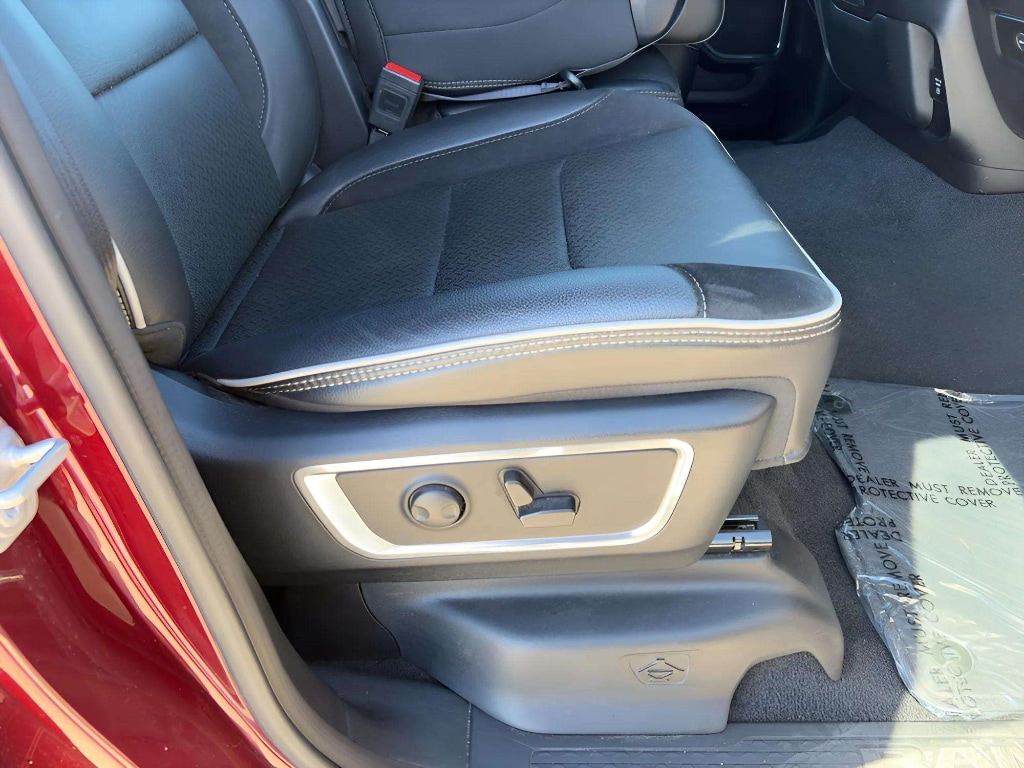 2025 RAM Ram 1500 Pickup Laramie - Photo 10