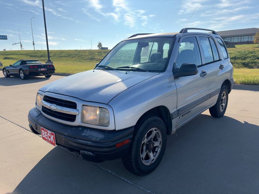 Used 2000 Chevrolet Tracker Base SUV