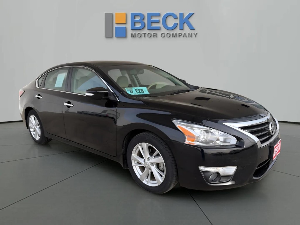 2015 Nissan Altima S's photo