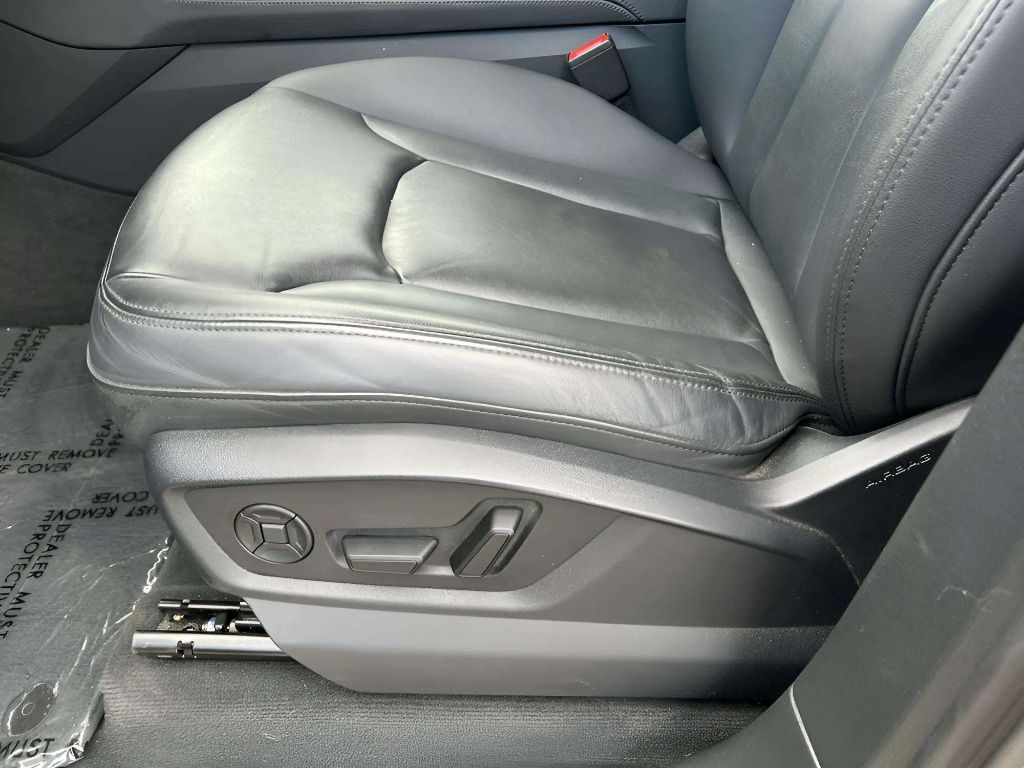2024 Audi Q7 Premium Plus - Photo 23