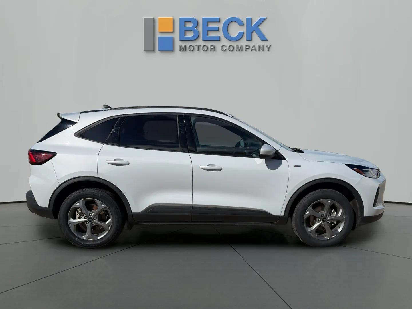 Used 2025 Ford Escape ST-Line Select SUV