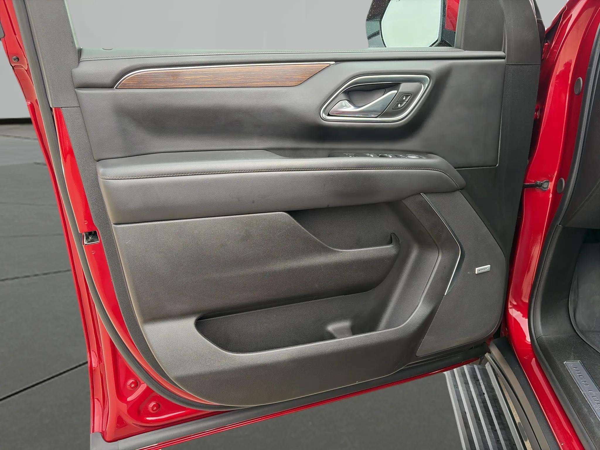 2024 Chevrolet Suburban High Country - Photo 35