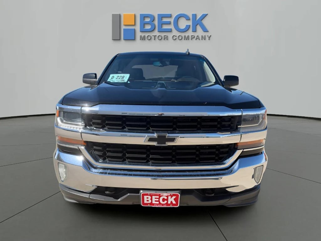 2017 Chevrolet Silverado 1500 LT 4X4 Crew Cab Standard Box's photo