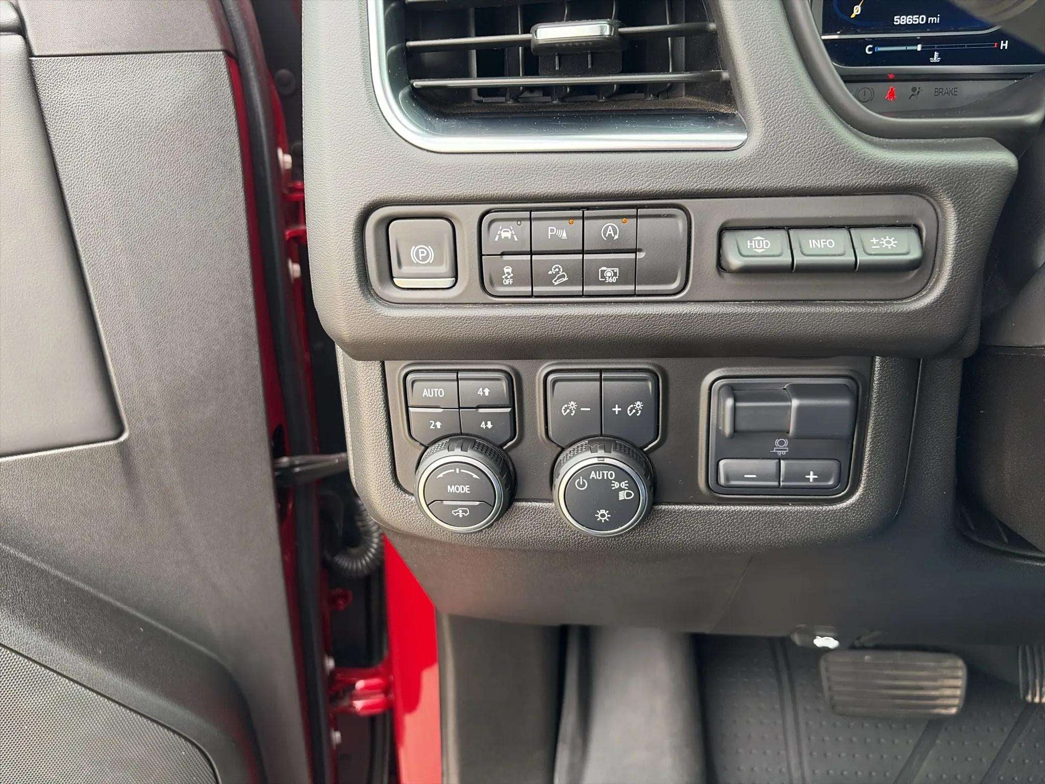 2024 Chevrolet Suburban High Country - Photo 25