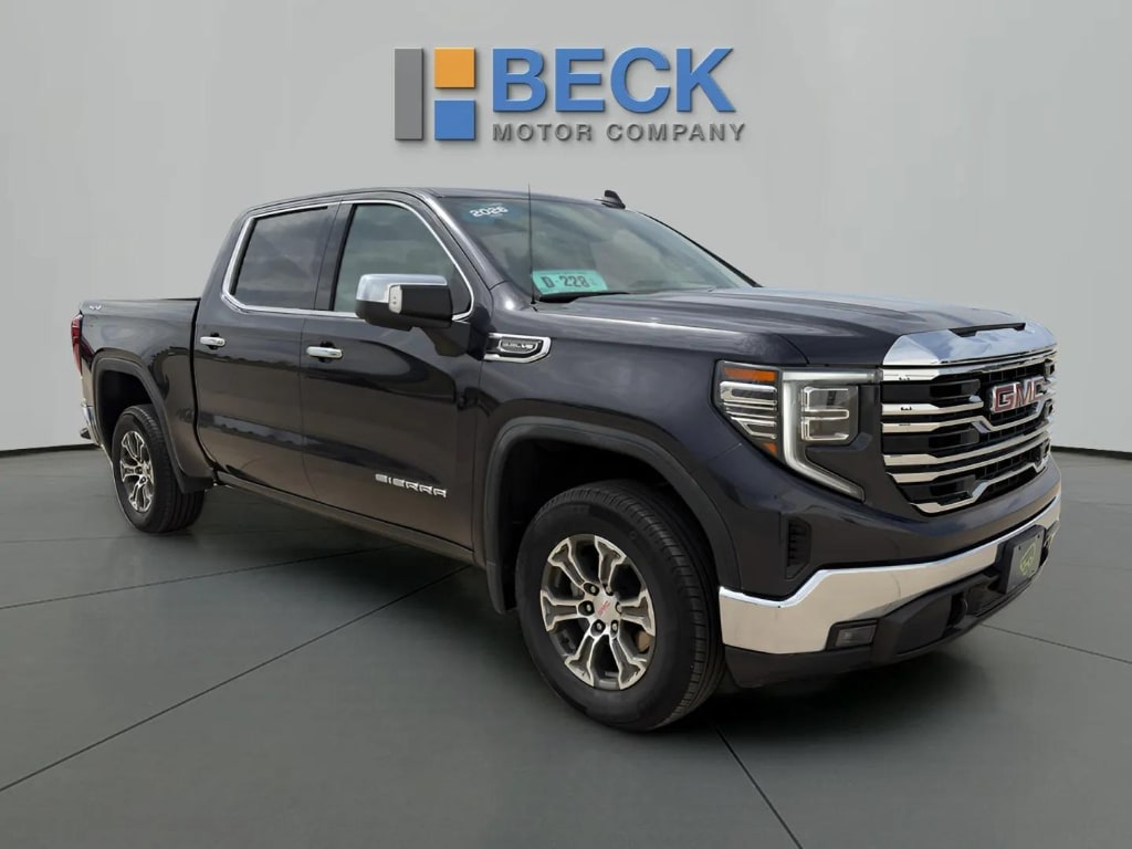 2026 GMC Sierra 4WD Crew Cab Short Box SLT's photo